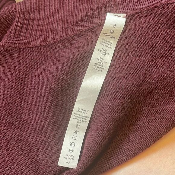 Lululemon Sit In Lotus Wrap Merino Wool In Cassis - Picture 9 of 10